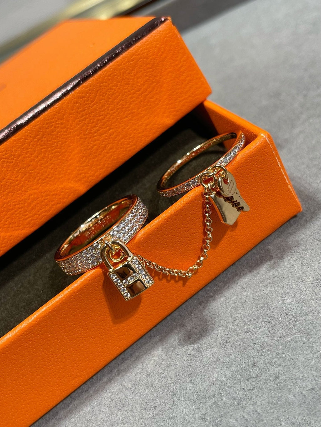 Hermes HM Kelly Clochette Double Ring in Rose Gold with Diamonds
